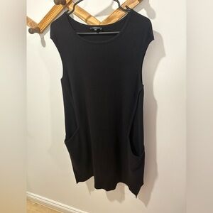 LAFAYETTE 148 New York- 100% wool pocket dress- Large